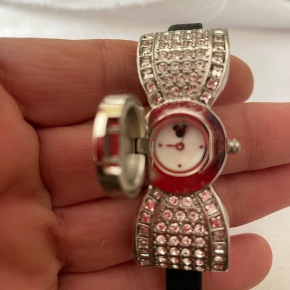 Disney Crystal Mickey Mouse Watch - Picture 3 of 5